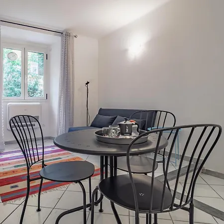 La Casina Lovely Mini Flat * La Spezia